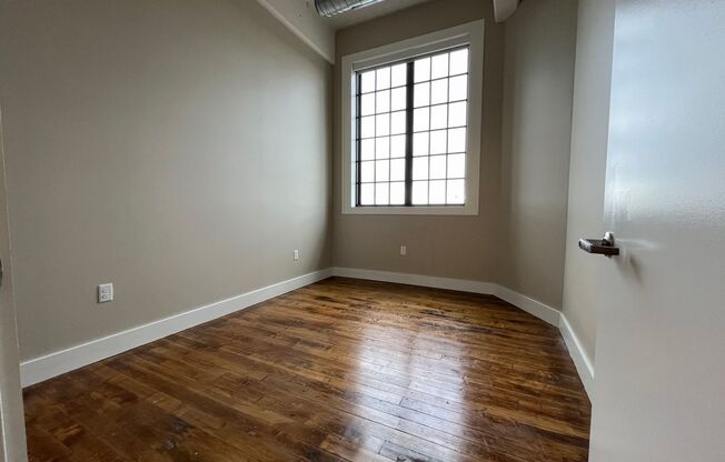 2 beds, 2 baths, 957 sqft, $2,350, Unit UNIT 513