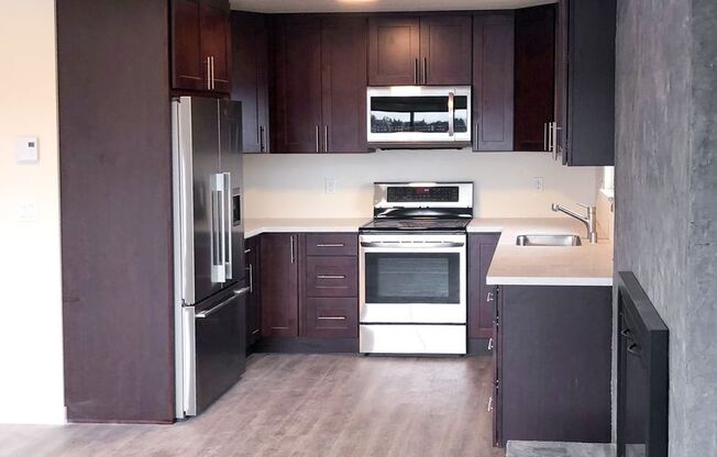3 beds, 2 baths, 1,050 sqft, $3,189, Unit 304