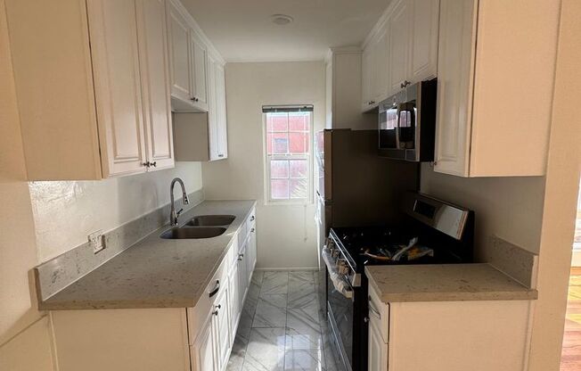 938 N. Spaulding Ave.