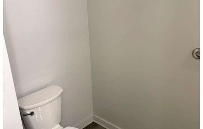 2 beds, 1 bath, 763 sqft, $1,375, Unit Unit 201