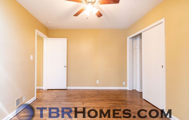 3 beds, 2 baths, $2,300