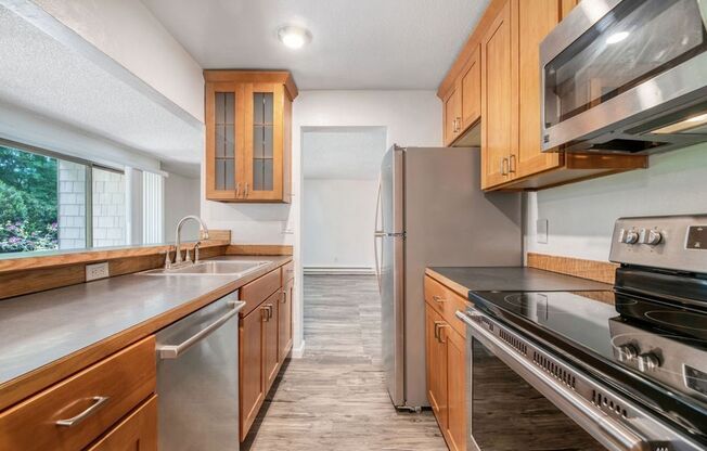 6858 139th Ave NE #700