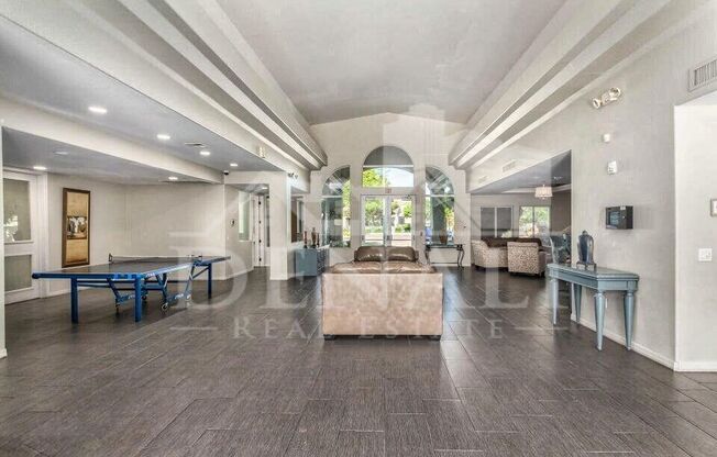 3 beds, 2 baths, 1,215 sqft, $1,895, Unit Unit 1019