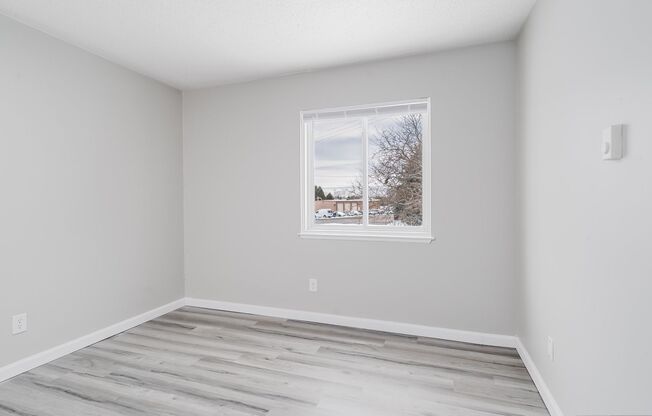 2 beds, 1 bath, 625 sqft, $1,099, Unit 1012 - 3C