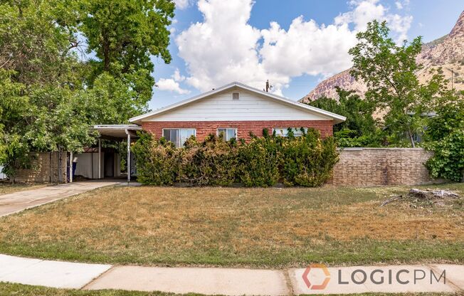 Gorgeous Home in Great Location!