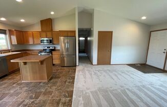 3 beds, 2 baths, $2,495