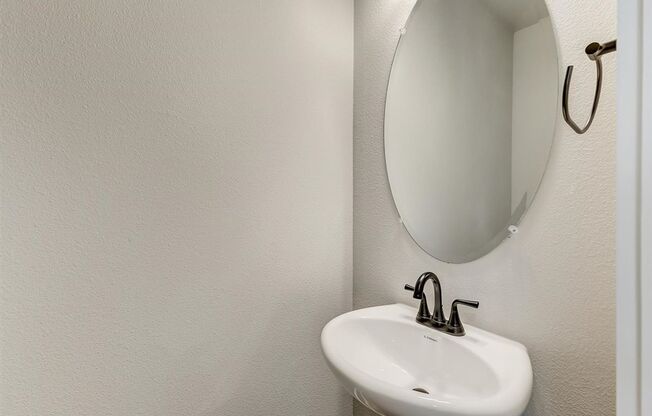 2 beds, 2.5 baths, 1,148 sqft, $1,850, Unit 4500 Colosseum Way