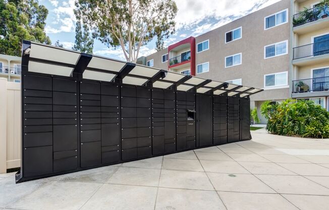 Luxor Package Lockers at The Reserve at Warner Center, Woodland Hills, 91367