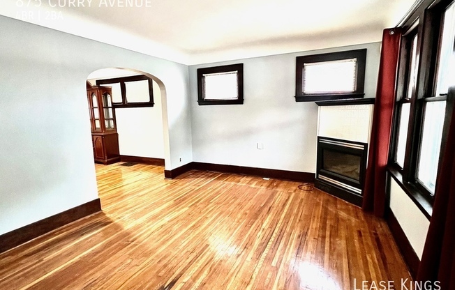 875 CURRY AVE