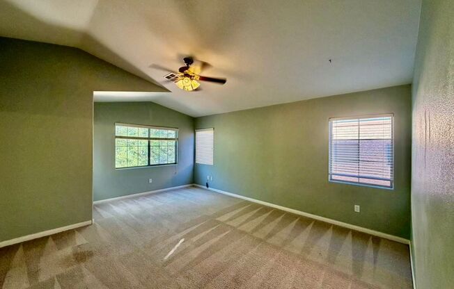 3 beds, 2.5 baths, $1,800