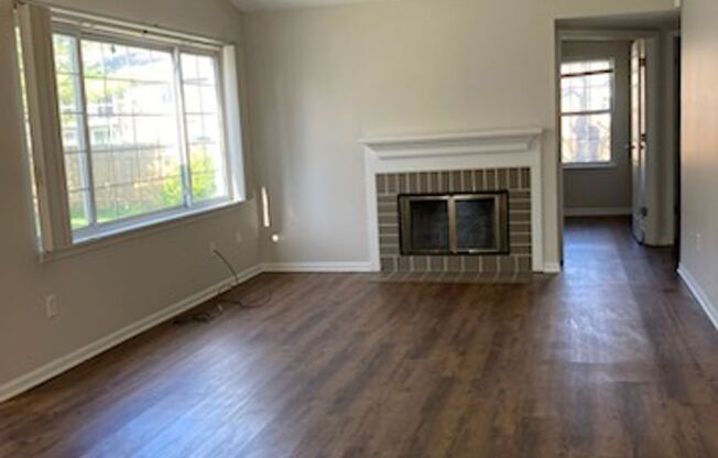 Spacious Washington Township Two Bedroom Ranch Near 86th and Ditch Rd