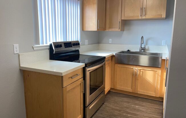 1 bed, 1 bath, 633 sqft, $2,195, Unit 811D8