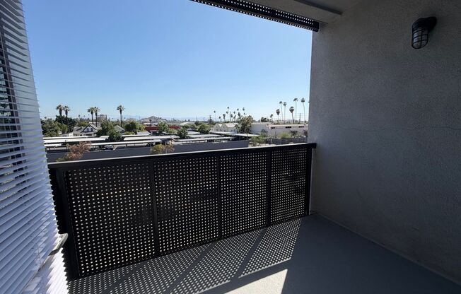 2 beds, 2 baths, 890 sqft, $2,600, Unit 346