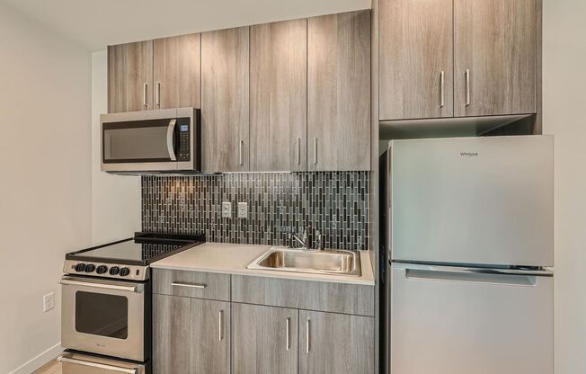 Studio, 1 bath, 331 sqft, $1,440, Unit 507