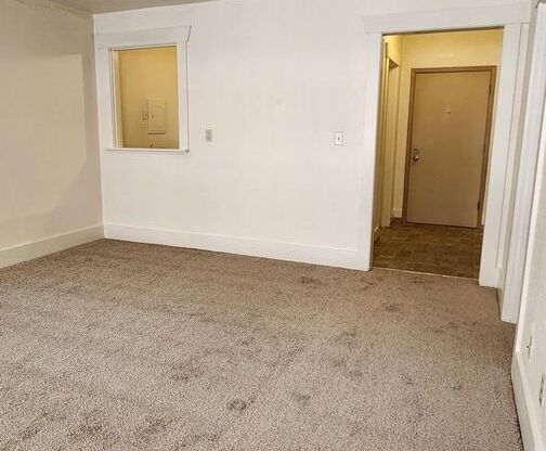 1 bed, 1 bath, 460 sqft, $1,100, Unit 404