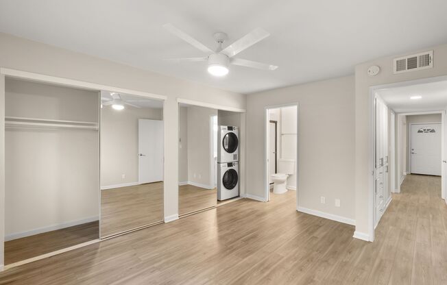 3 beds, 2 baths, 1,250 sqft, $2,800, Unit 101