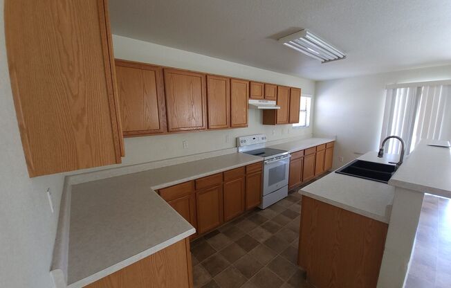 SPACIOUS HOME IN QUEEN CREEK! -- COMING SOON