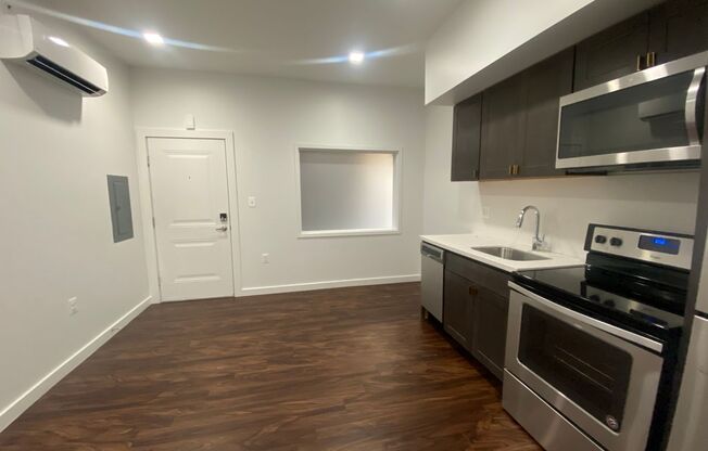 1 bed, 1 bath, 478 sqft, $1,585, Unit 511