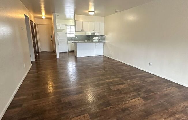 2 beds, 2 baths, 1,112 sqft, $1,245, Unit Unit 27