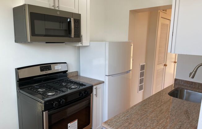 100 N Linden Ave 1-B1