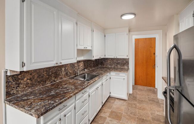 Studio, 1 bath, $1,495