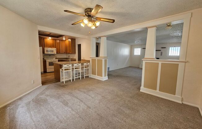3 Bed 1 Bath Charming Westside Retreat!!