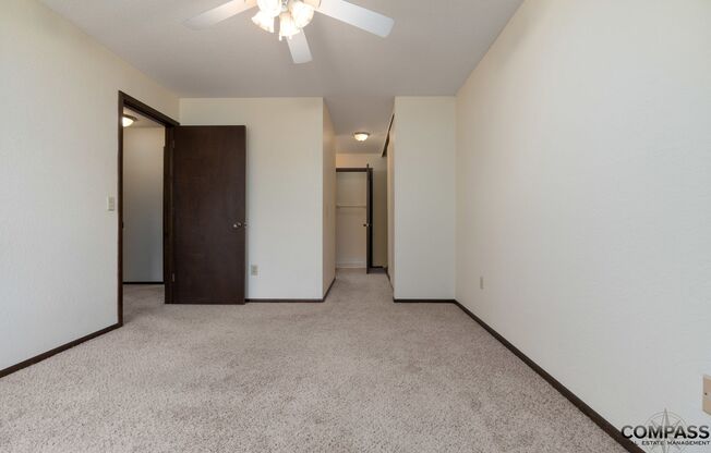 2 beds, 2 baths, 943 sqft, $1,145, Unit 2214-307