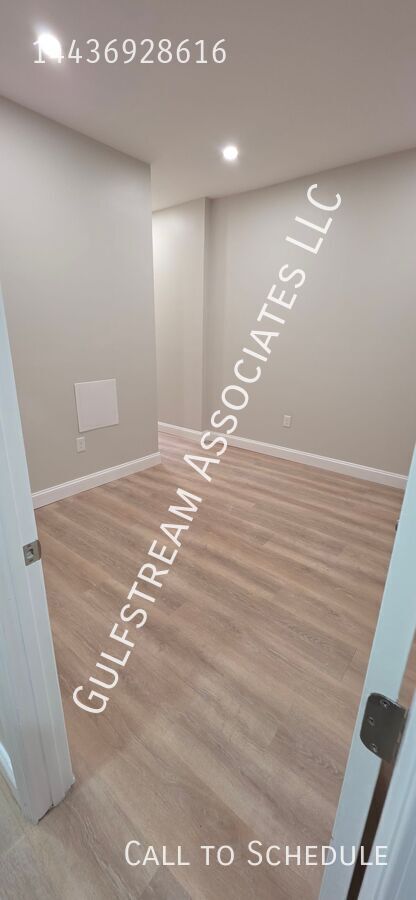 4646 YORK RD