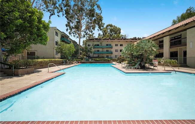 1 bed, 1 bath, 683 sqft, $2,450, Unit E118