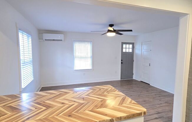 2 beds, 1 bath, $1,795