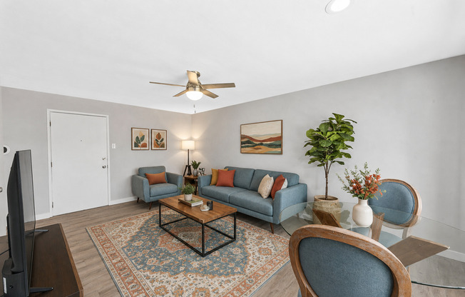 1 bed, 1 bath, 700 sqft, $895, Unit 1B