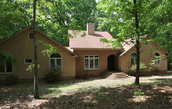 Whippoorwill Estates Rental Available for October!