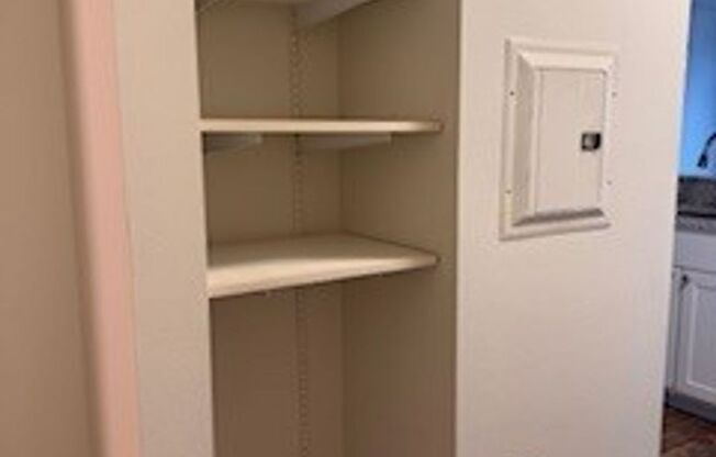 Studio, 1 bath, 540 sqft, $1,375, Unit 202