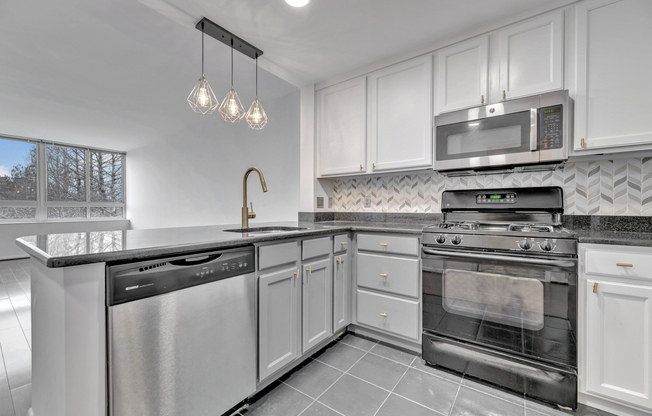 355 I Street SW