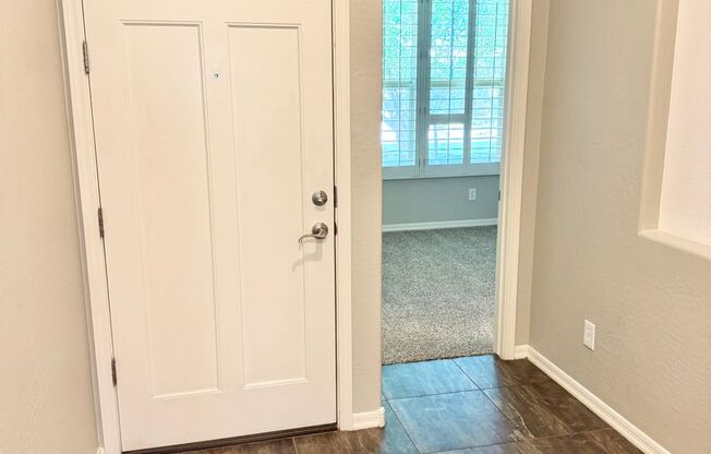 Beautiful 4 Bedroom Single Level Home Located in Bridges Community Gilbert!