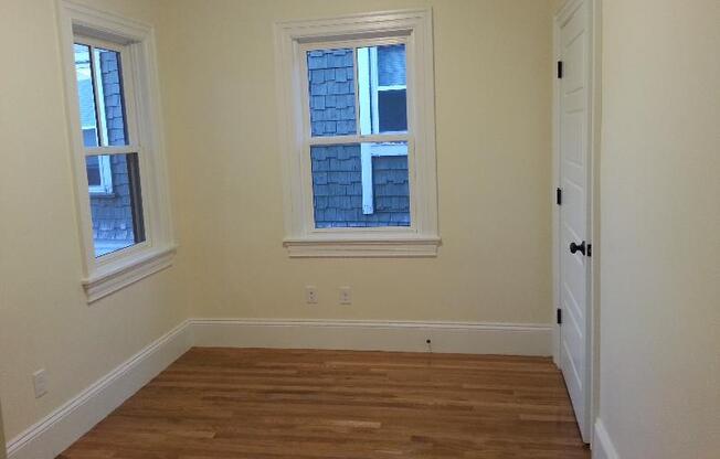3 beds, 3 baths, 1,400 sqft, $5,400, Unit 2