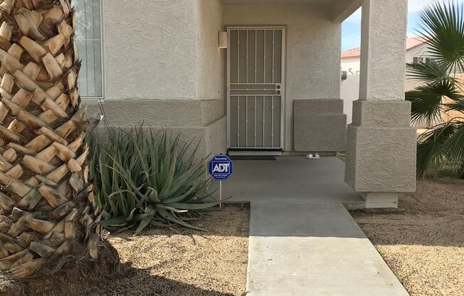 COMING SOON! Spacious 3 Bed 2 Bath Home in Glendale