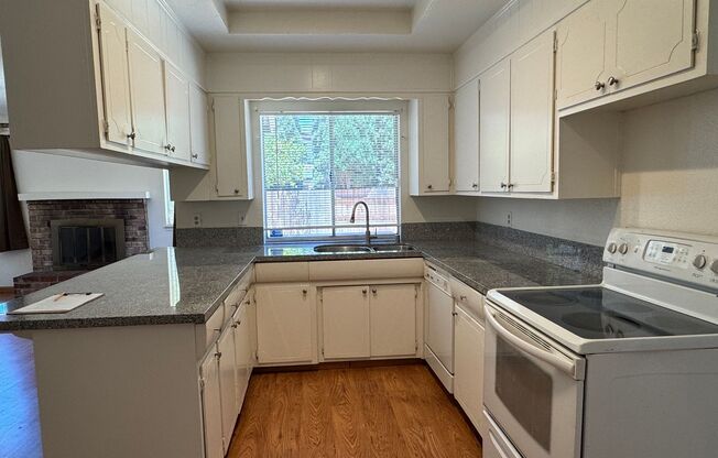 Four Bed, Two Bath Home In North Stockton