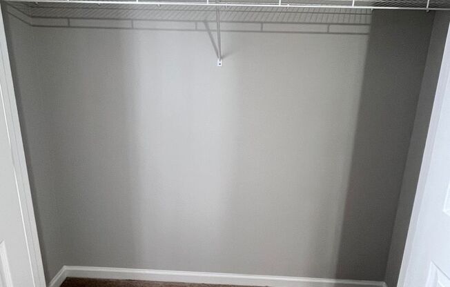 3 beds, 2 baths, $1,000, Unit 367D