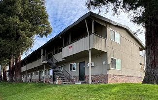 Move in incentive; One Bedroom One Bath Apartment with Patio and Small Yard SEE VIDEO