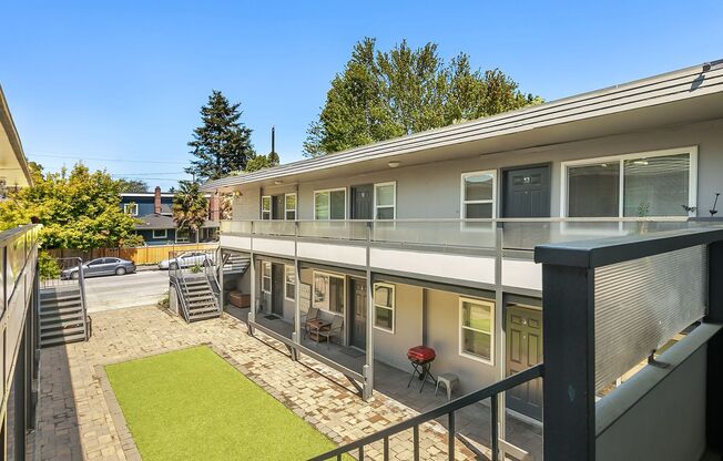 1 bed, 1 bath, 575 sqft, $1,395, Unit 10