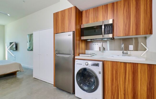Studio, 1 bath, 328 sqft, $1,645, Unit Unit 24 - Bedroom 3