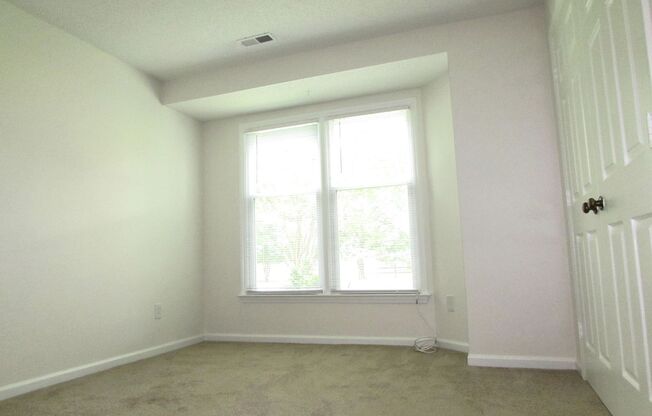 2 Bed, 2 Bath Condo - Desirable Location - Golf Course View
