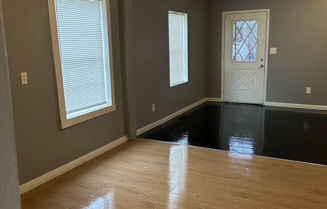 MOVE IN SPECIAL AVAILABLE!