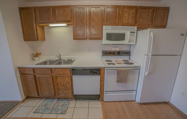 Studio, 1 bath, 390 sqft, $660, Unit 1414-207
