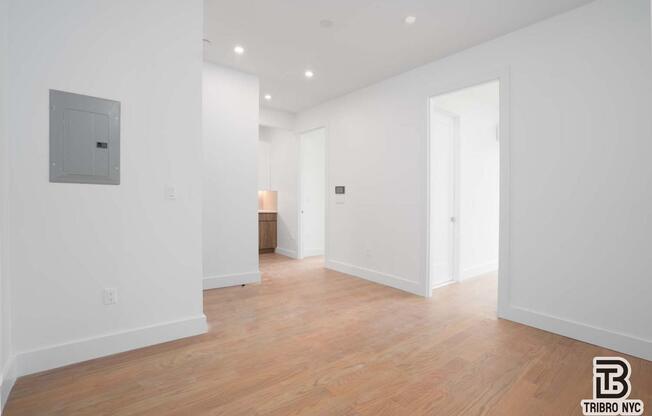 2 beds, 2 baths, $3,650, Unit 3F