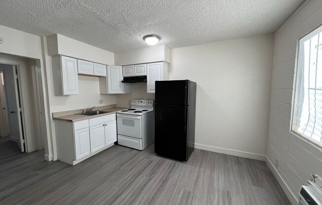 1 bed, 1 bath, 450 sqft, $850, Unit 1416-07