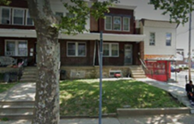 5903 Mascher St