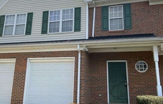 Refreshed 2 Bed Townhome in South Charlotte Gated Community