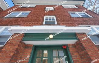 1123 and 1125 W 40th St.